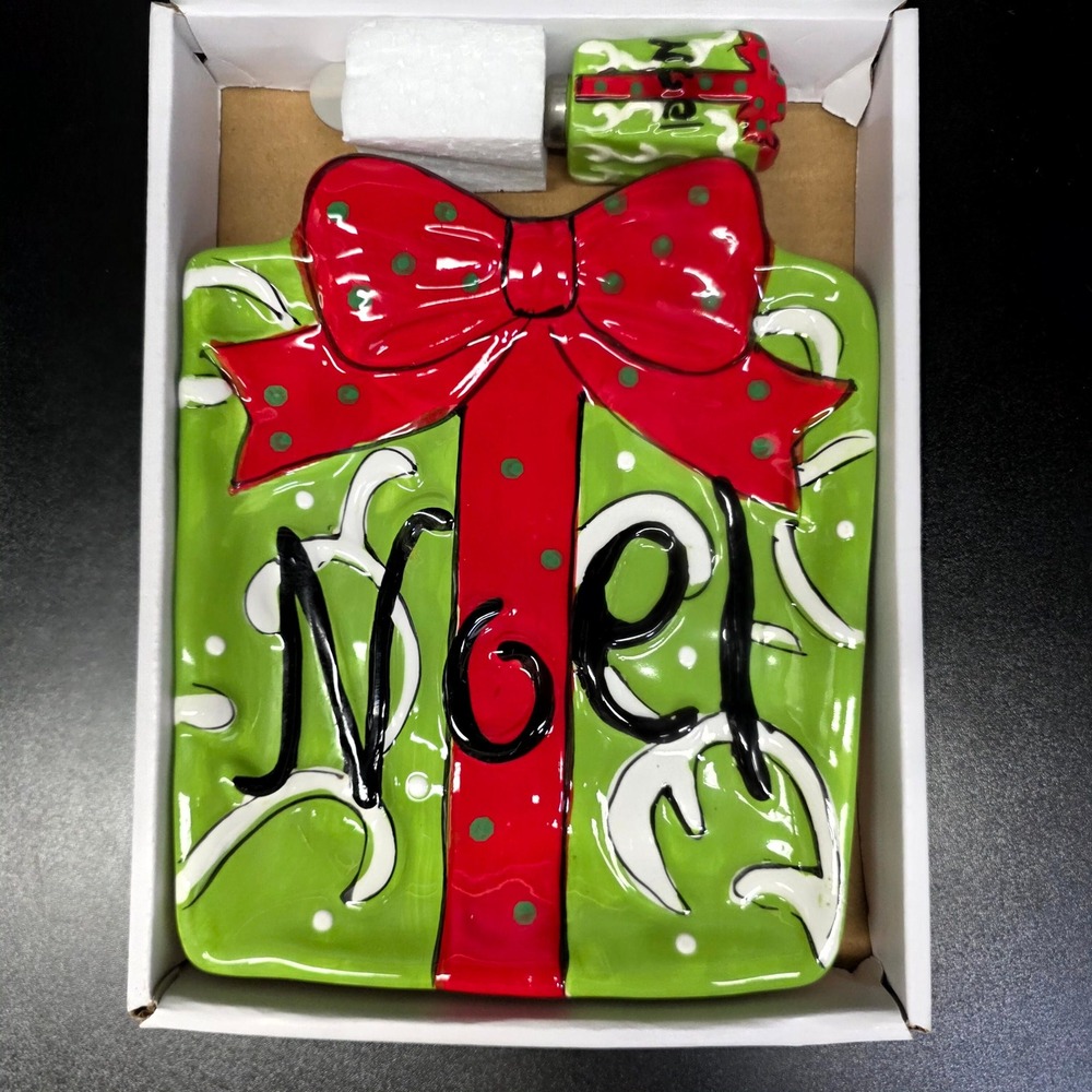 Noel Gift Box Appetizer Plate Spreader Set Small Green Red Christmas